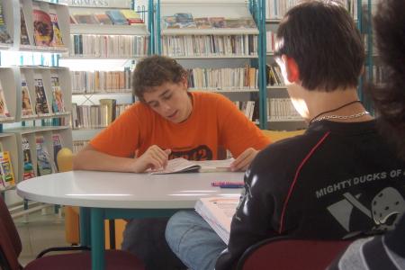 enzo et kév(de dos)